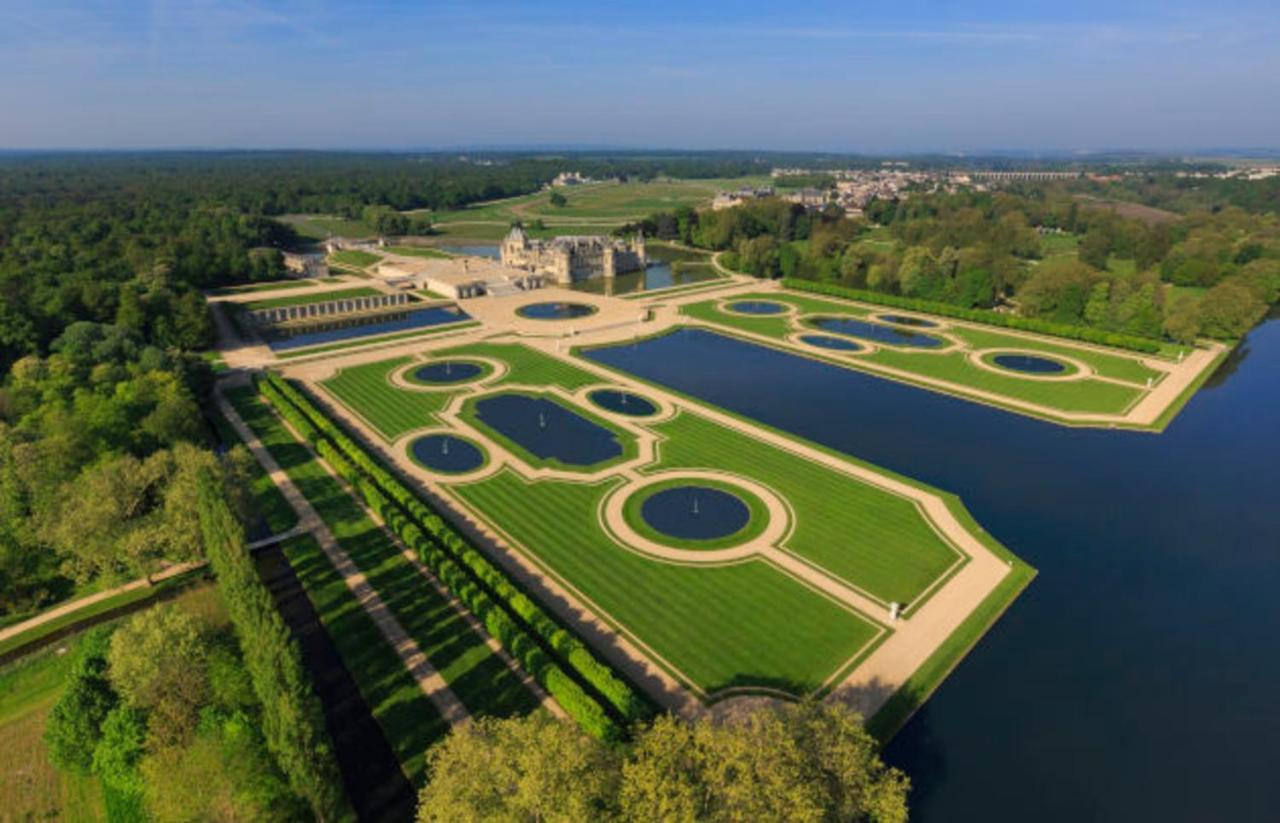 Kyriad Creil - Chantilly Nord Hotell Eksteriør bilde